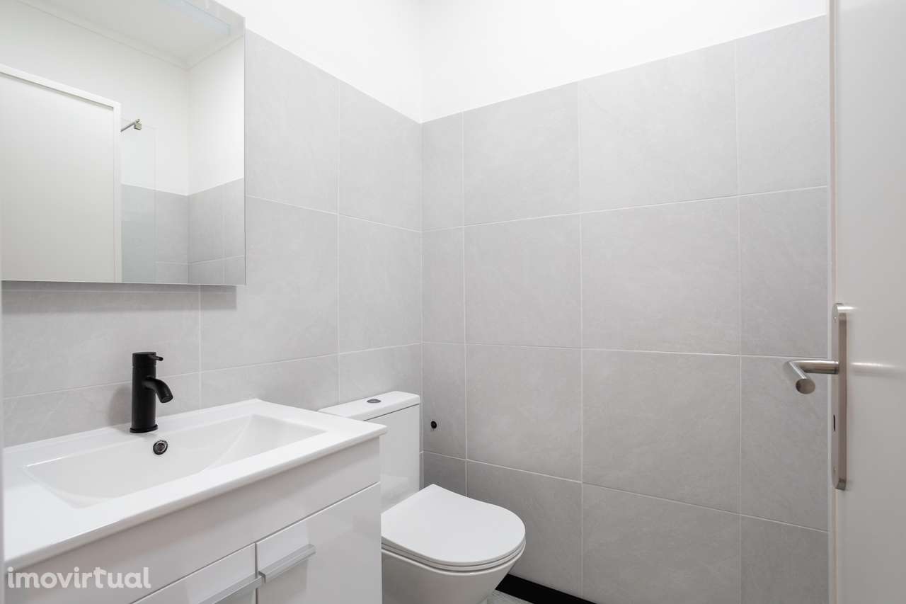 T3 Remodelado em Sassoeiros/Carcavelos - Grande imagem: 4/29