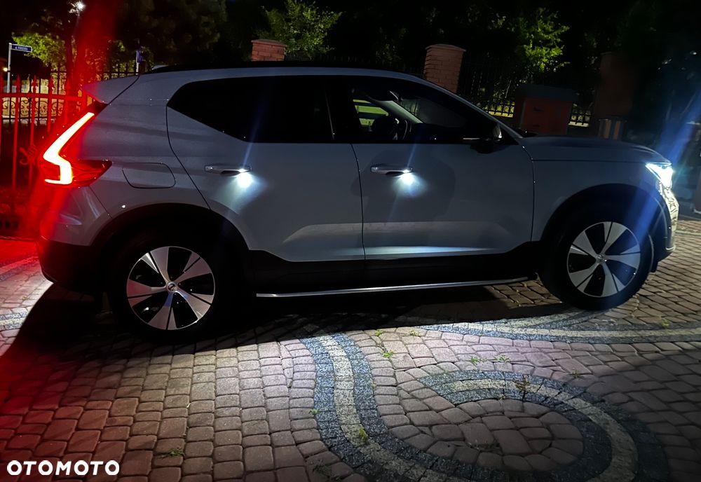 Volvo XC 40 T2 Plus Bright - 40