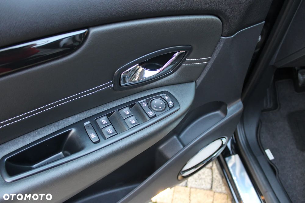 Renault Grand Scenic Energy dCi 130 S&S Bose Edition - 21