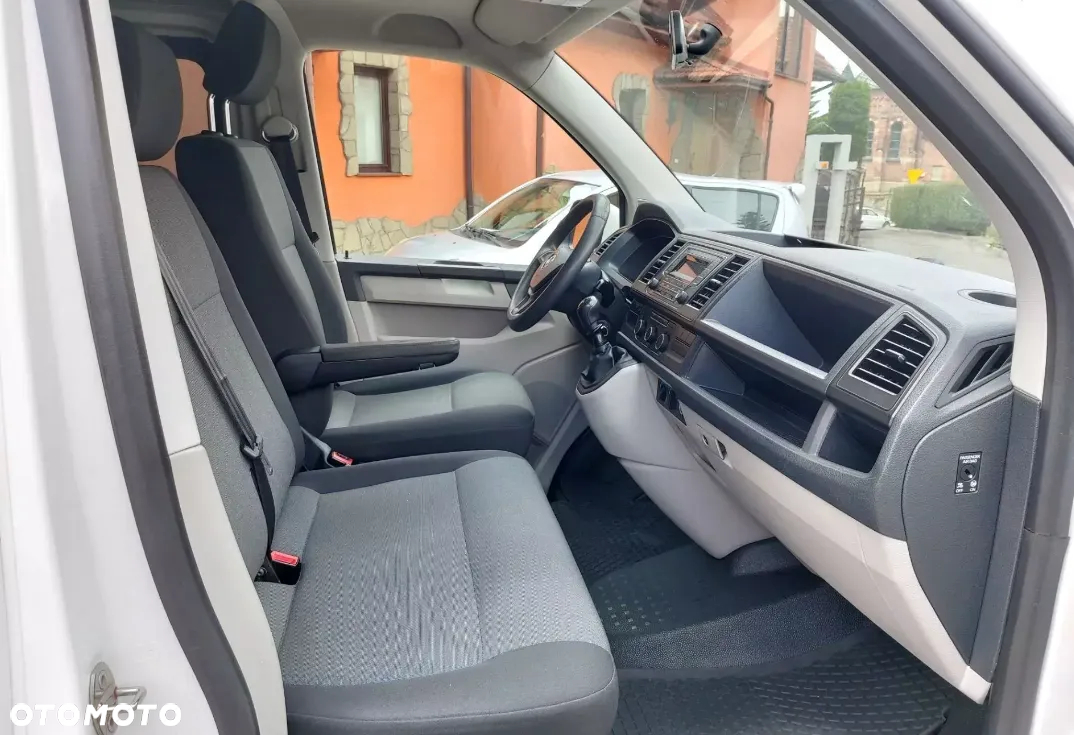 Volkswagen Transporter T6 TDI L1H1 - 8