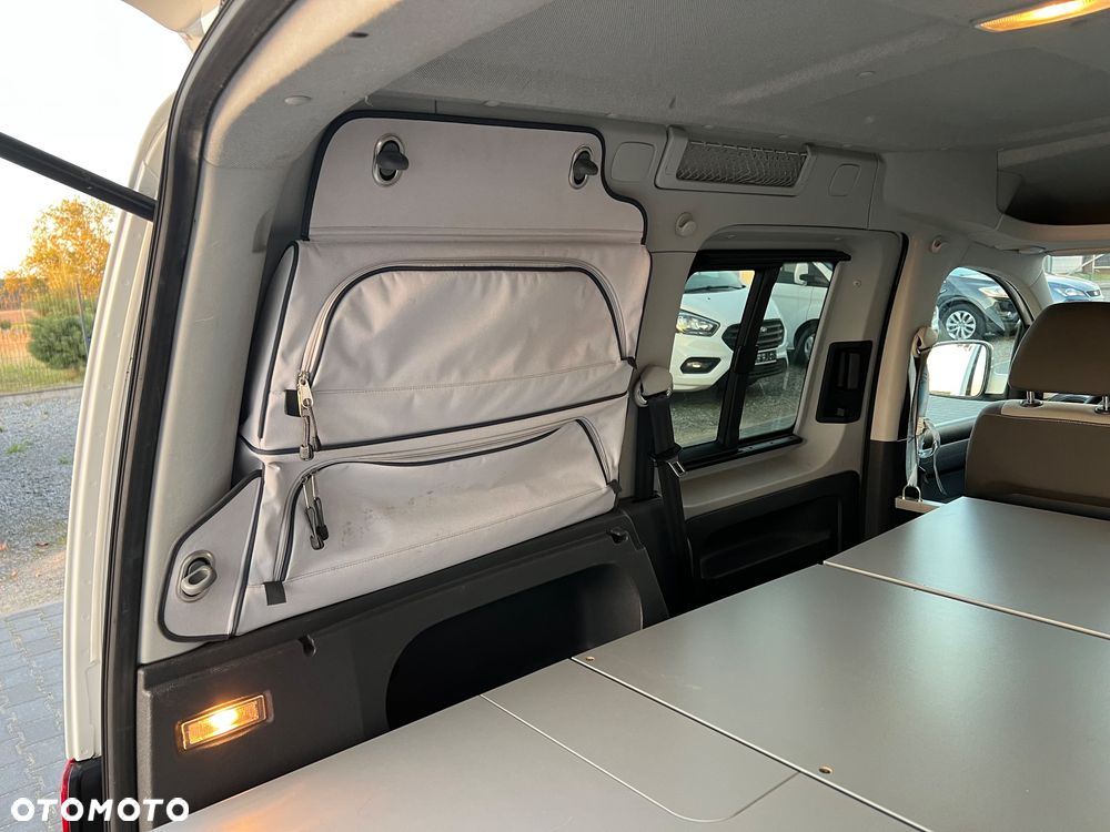 Volkswagen Caddy - 26