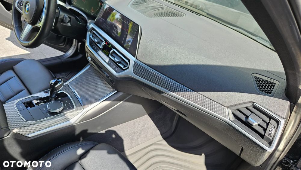 BMW Seria 3 330i xDrive M Sport sport - 17