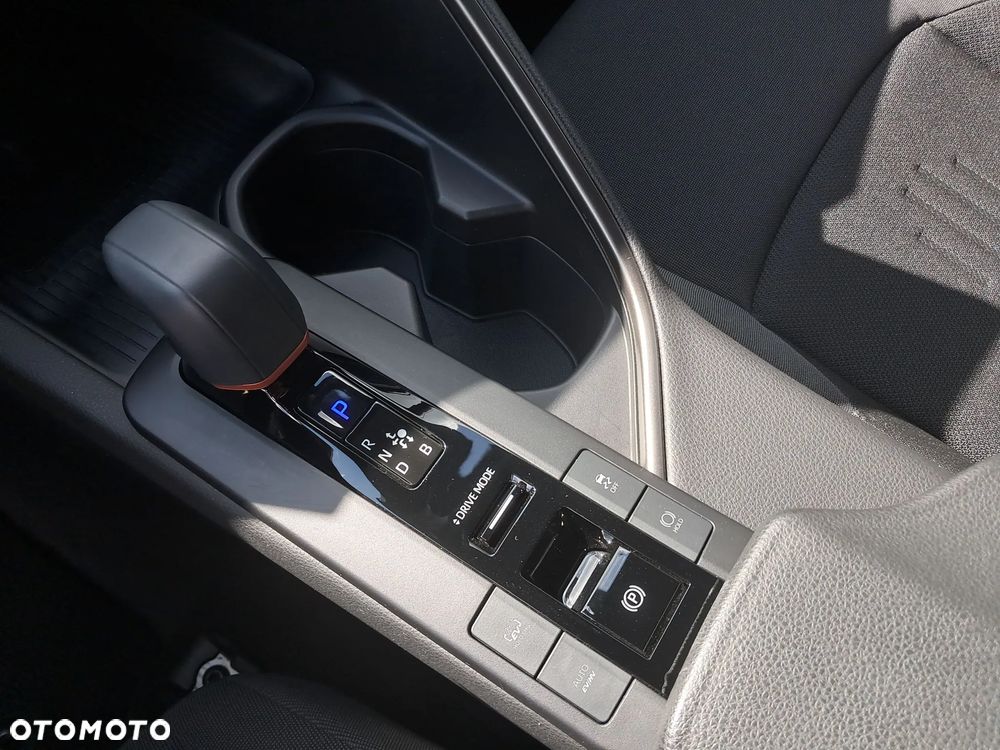 Toyota C-HR 2.0 PHEV Dynamic Force Style - 26