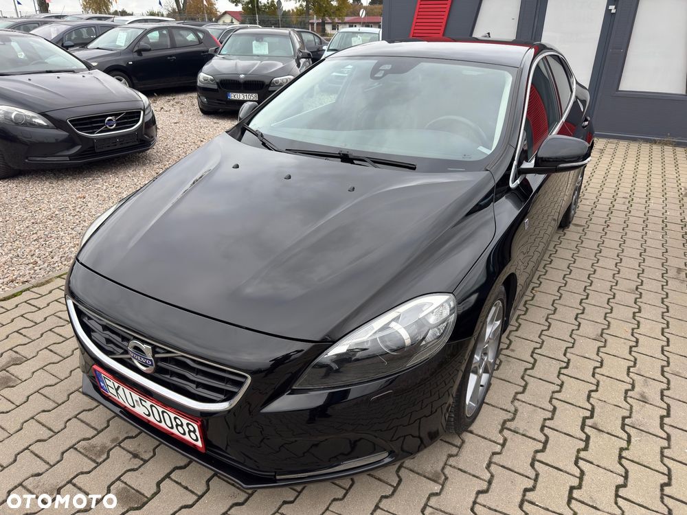 Volvo V40 2015 photo 2