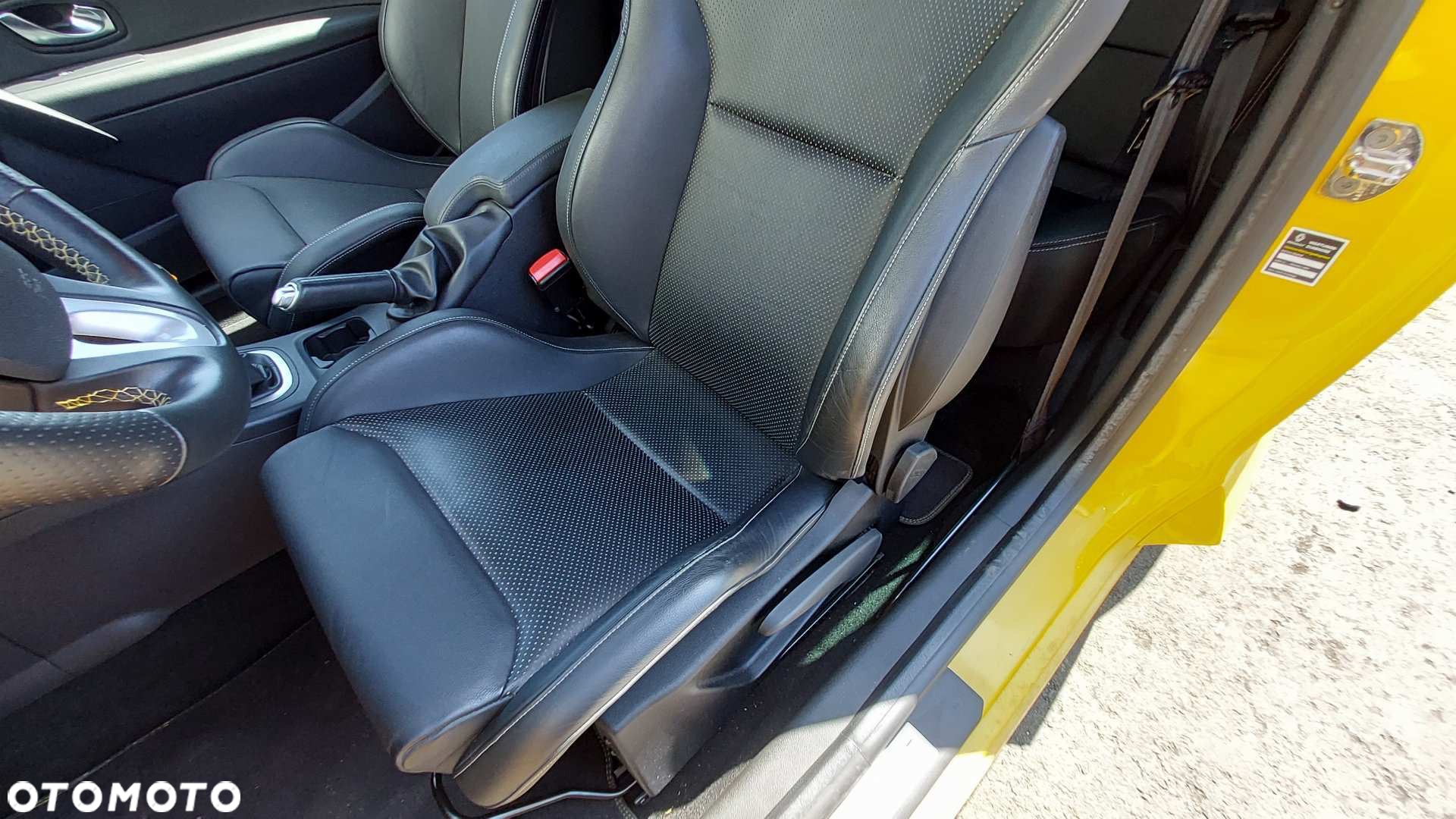Renault Megane - 23