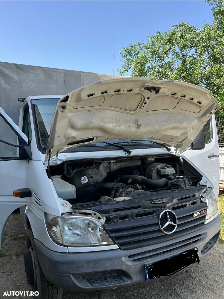 Mercedes-Benz 616 CDI - 9