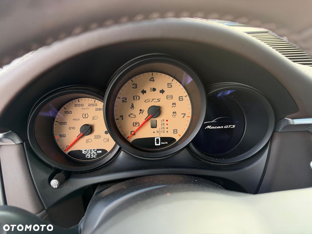 Porsche Macan GTS - 23