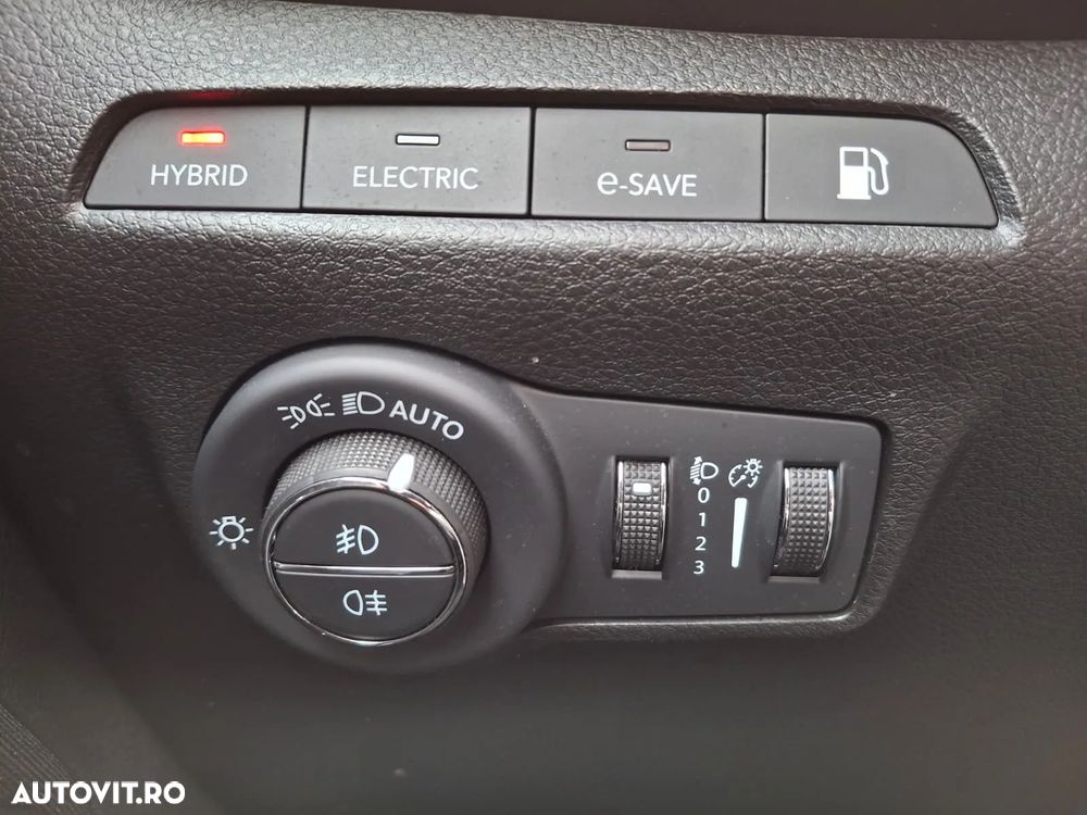 Jeep Compass 1.3 T-GDI 4xe PLUG-IN HYBRID Automatik Limited - 23
