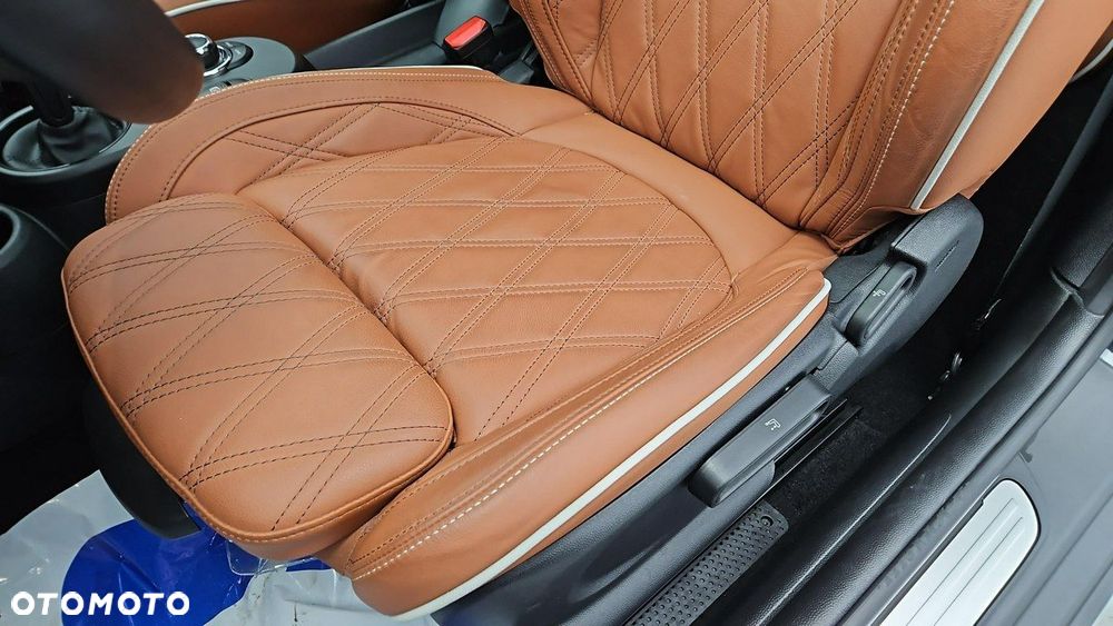 MINI Cooper SE Classic Trim - 12