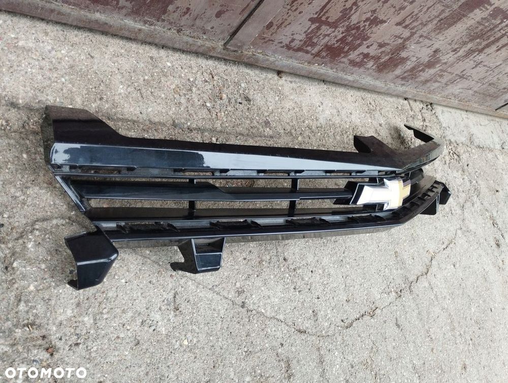 Grill Atrapa Chevrolet Camaro VI 6 2016-2018 84140574 - 3