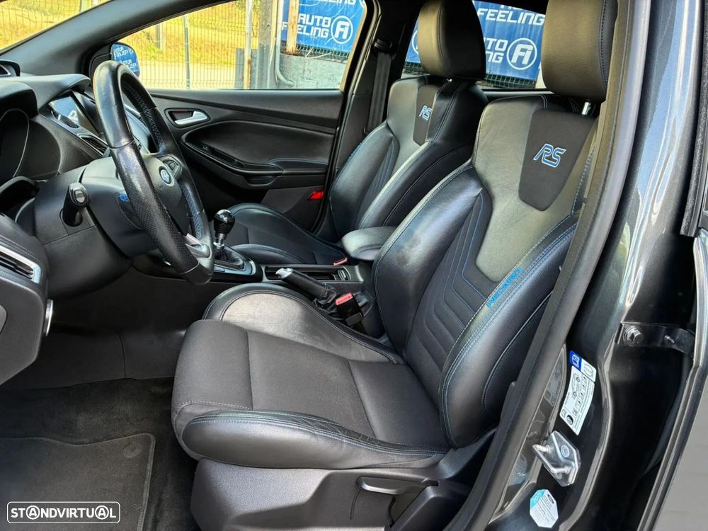 Ford Focus - 21