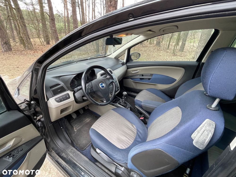 Fiat Grande Punto 1.9 Multijet 8V Emotion - 4