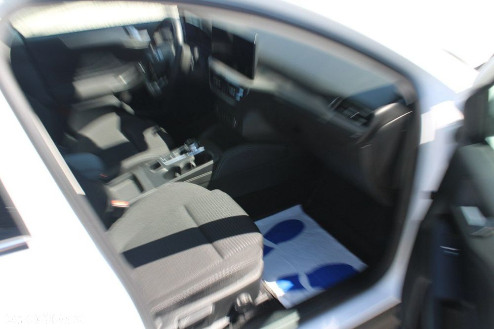 Ford Focus - 34