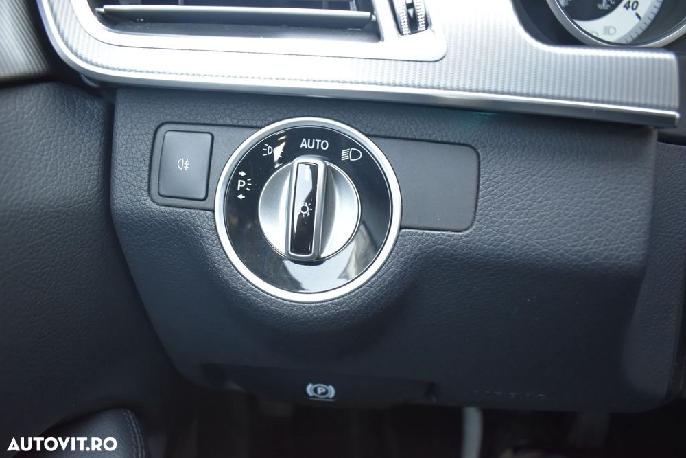 Mercedes-Benz E - 23