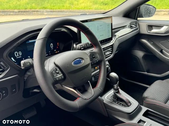 Ford Focus 1.0 EcoBoost mHEV ST-Line X - 6