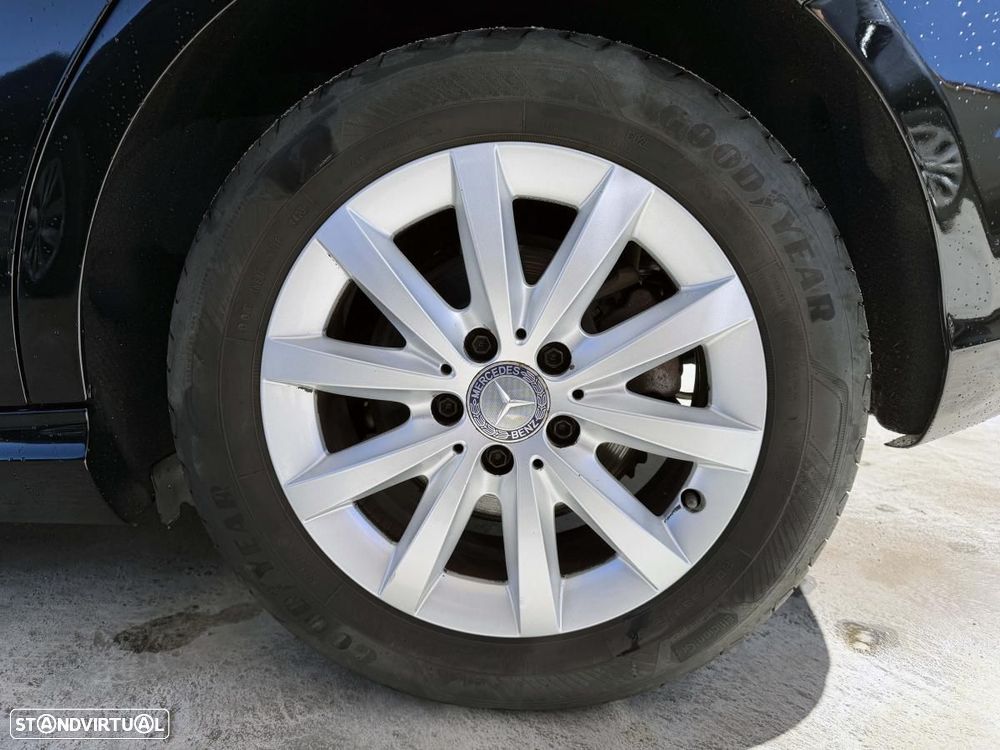 Mercedes-Benz B 180 d Style - 10