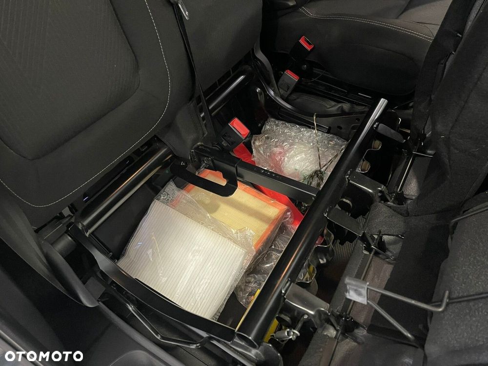 Renault Trafic - 26