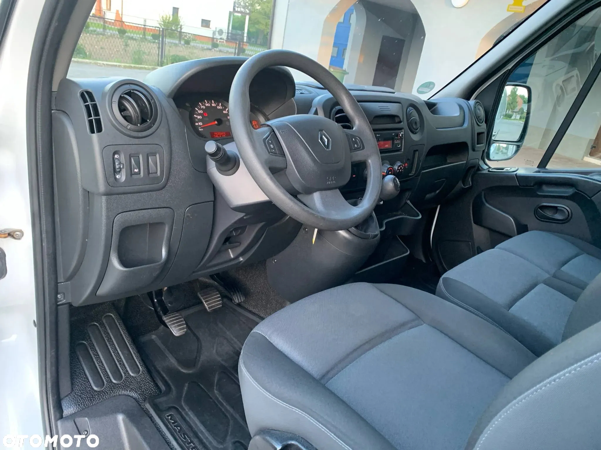 Renault Master Long Bluetooth - 29