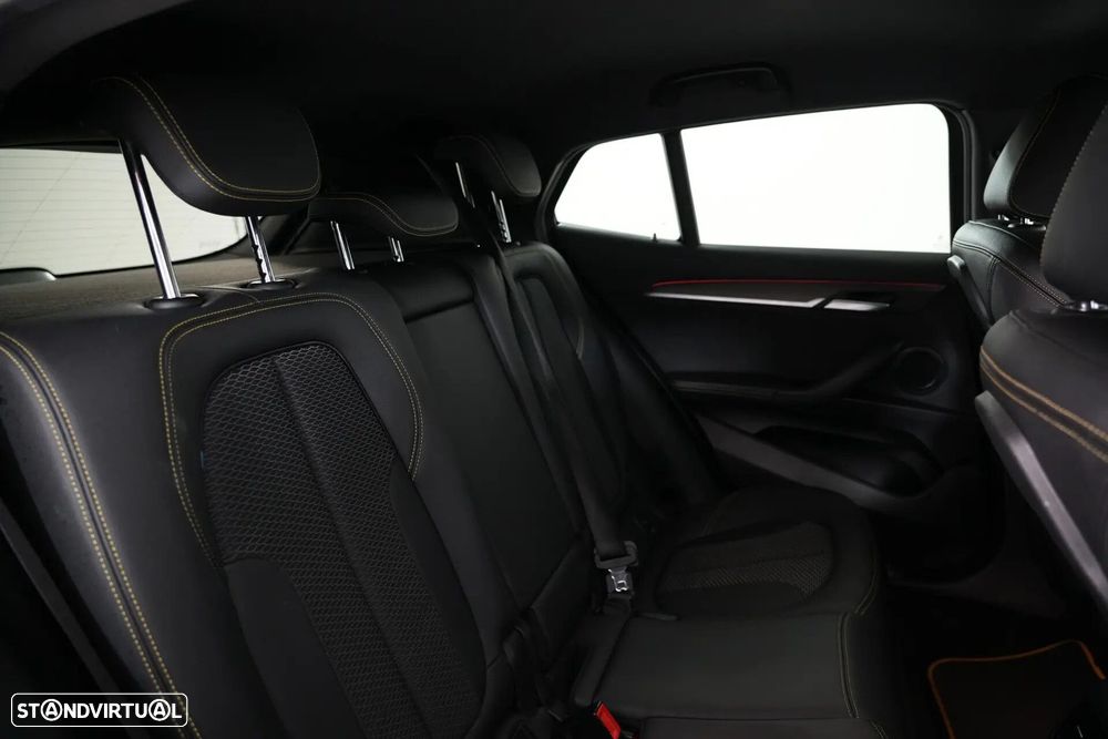 BMW X2 16 d sDrive Auto Pack M - 43