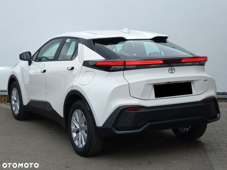 Toyota C-HR - 4