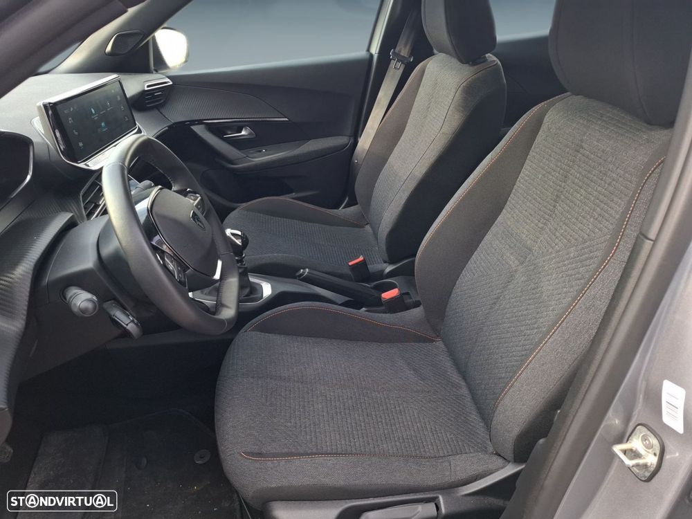 Peugeot 2008 1.2 PureTech Style - 11