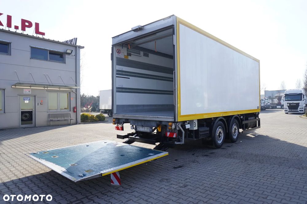 Inny Przyczepa chłodnia przejazdowa ROHR / Carrier Supra 850 / Winda Bär 2500 kg - 7