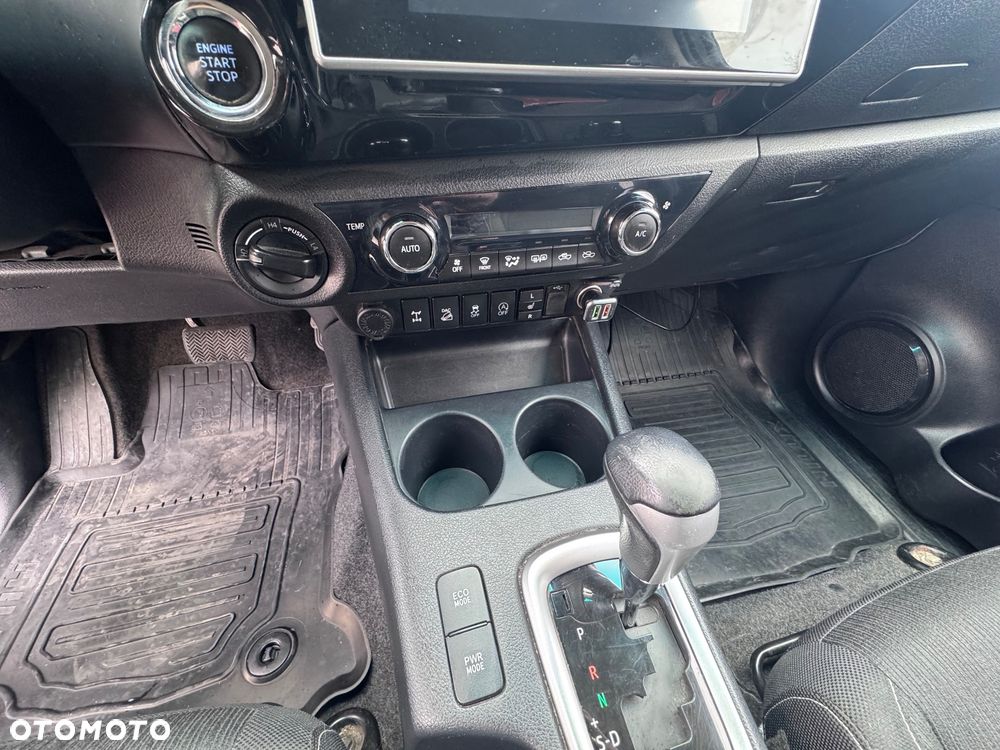 Toyota Hilux 2.4 D-4D Double Cab Selection 4x4 - 21