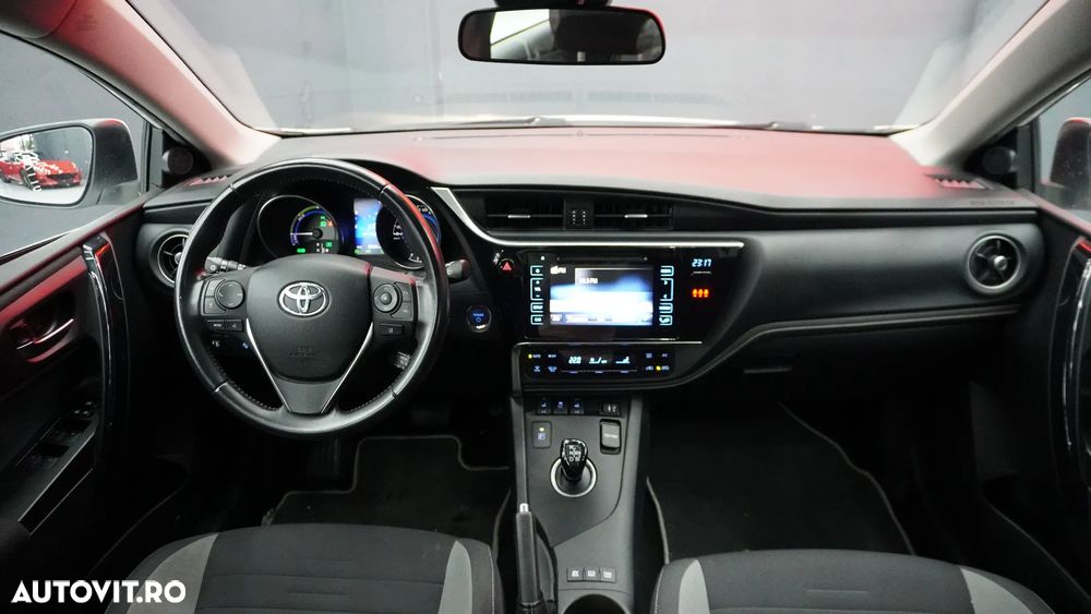 Toyota Auris - 4