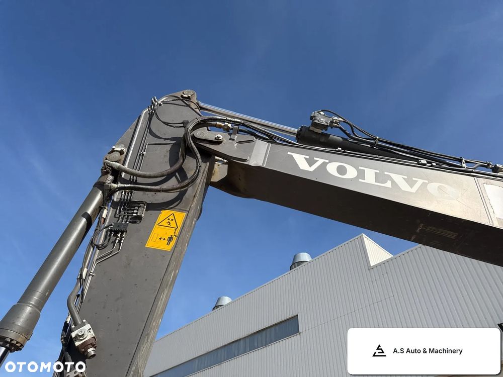 Volvo EC220EL - 8