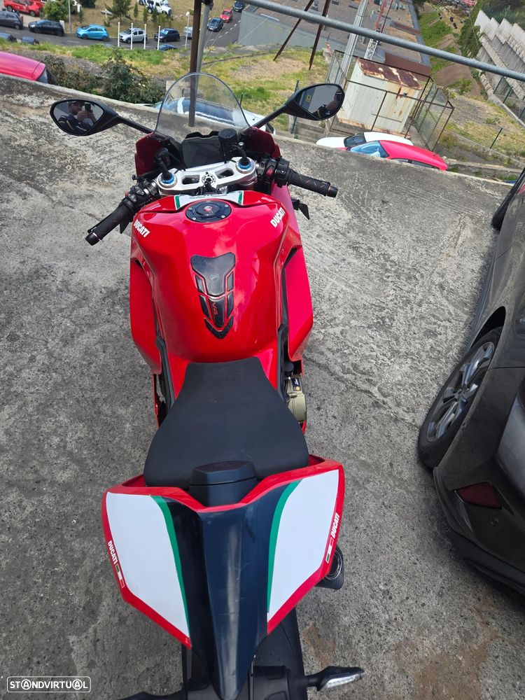 Ducati Panigale V4 S V4s - 4