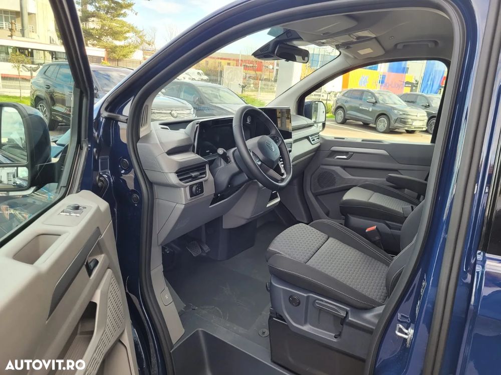 Volkswagen Caravelle - 12