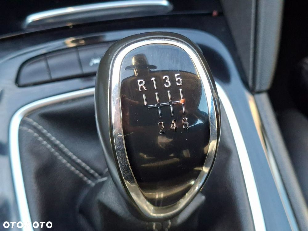 Opel Insignia 1.5 T Innovation S&S - 27