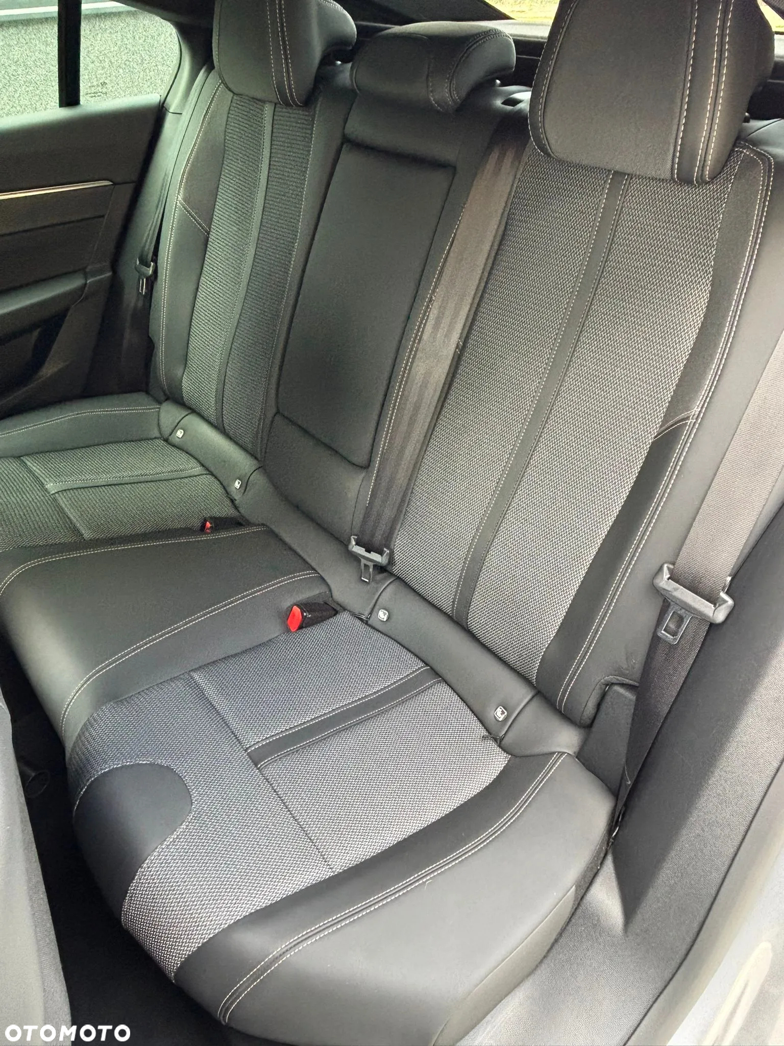 Peugeot 508 1.6 PureTech HYbrid PHEV Allure S&S EAT8 - 10