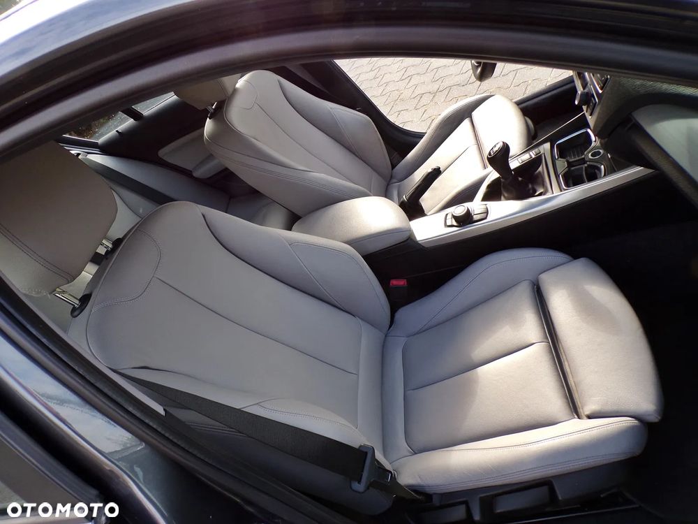 BMW Seria 1 116i Sport Line - 24