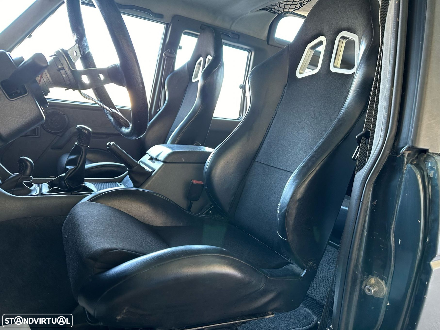 Land Rover Discovery - 12