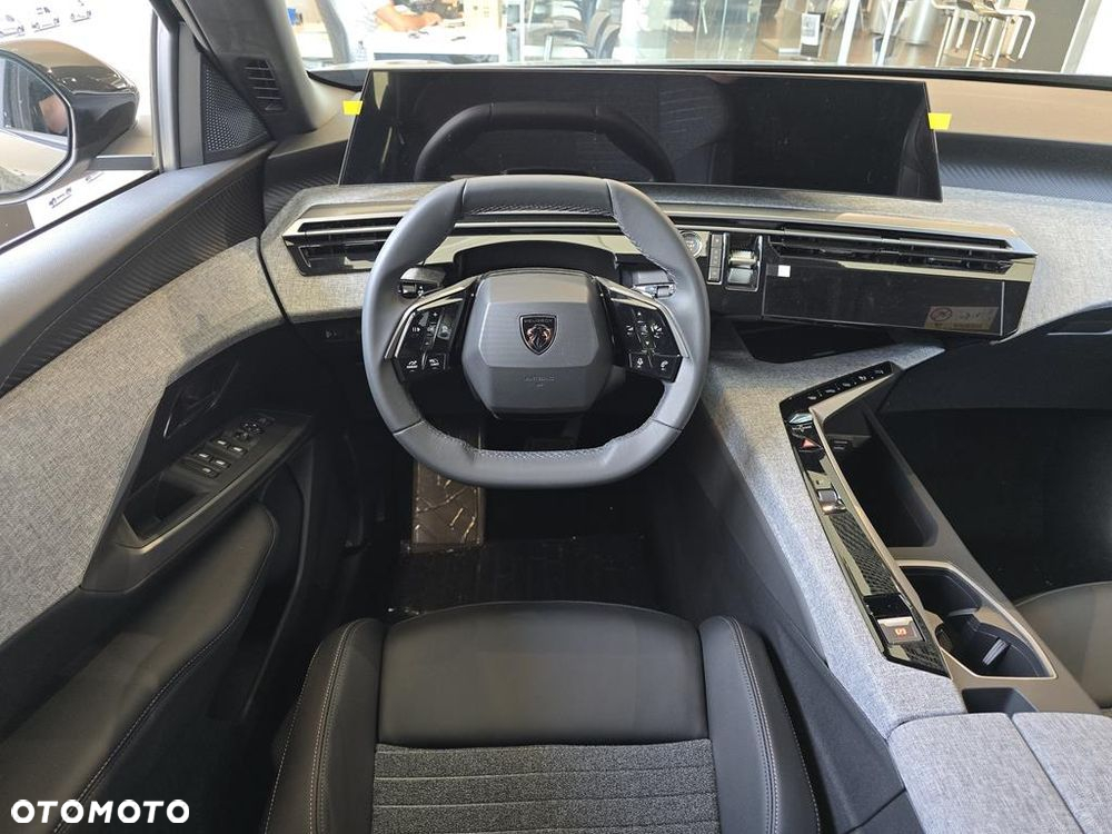 Peugeot 5008 1.2 PureTech mHEV Allure S&S e-DCS6 - 24