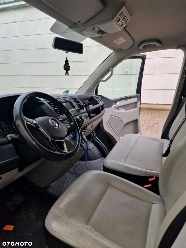 Volkswagen Caravelle 2.0 TDI L2 Highline DSG - 8