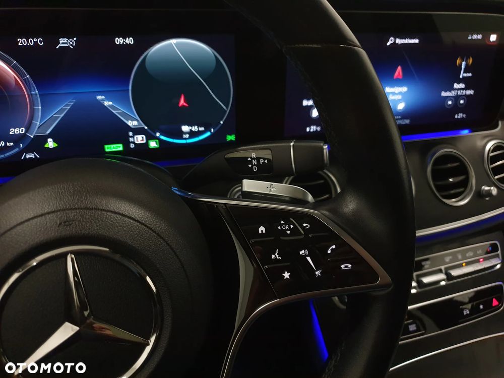 Mercedes-Benz Klasa E 300 de 4Matic 9G-TRONIC AMG Line - 12