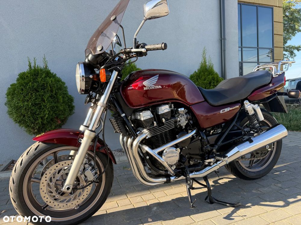 Honda CB - 11