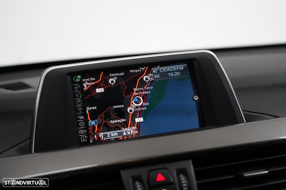 BMW X1 18 d sDrive Auto - 11