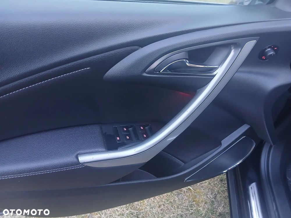 Opel Astra 1.7 CDTI DPF Cosmo - 28