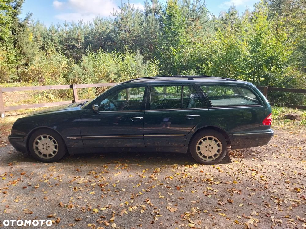 Mercedes-Benz Klasa E - 2