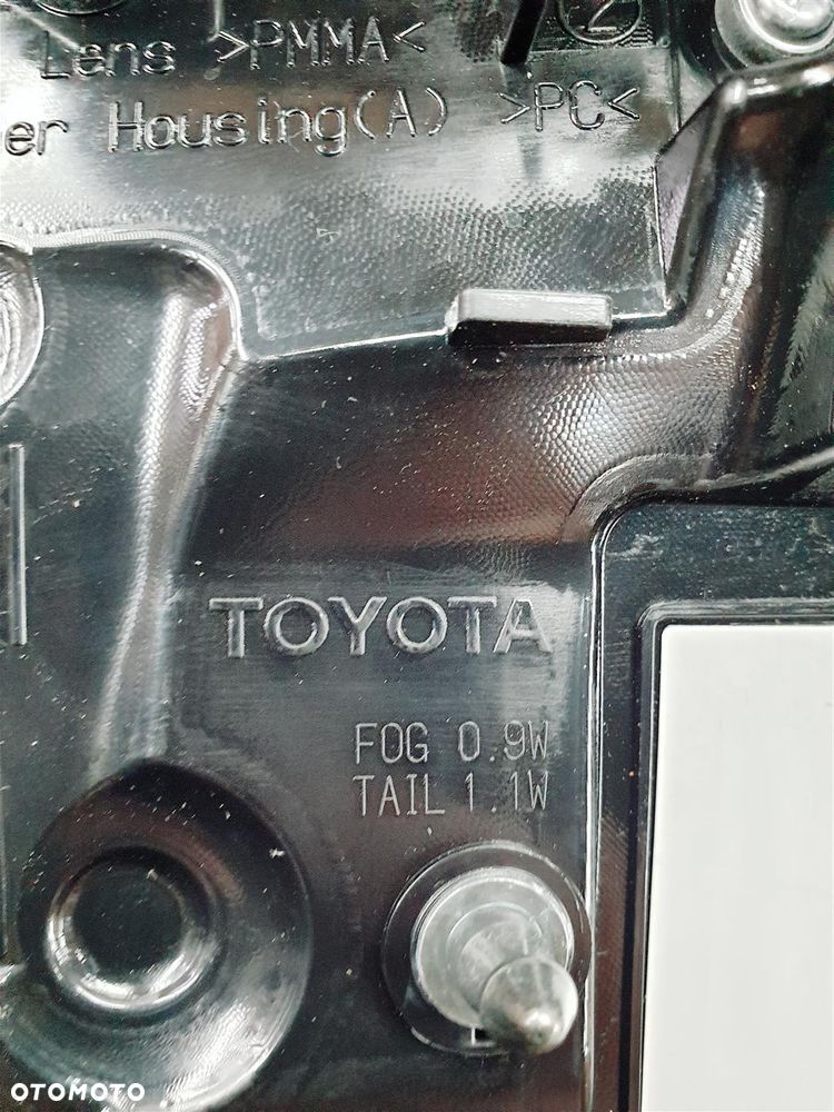 TOYOTA RAV 4 V - GENERACJA LEWA LAMPA TYŁ W KLAPĘ ORY EU !!! 8159042062 - 4
