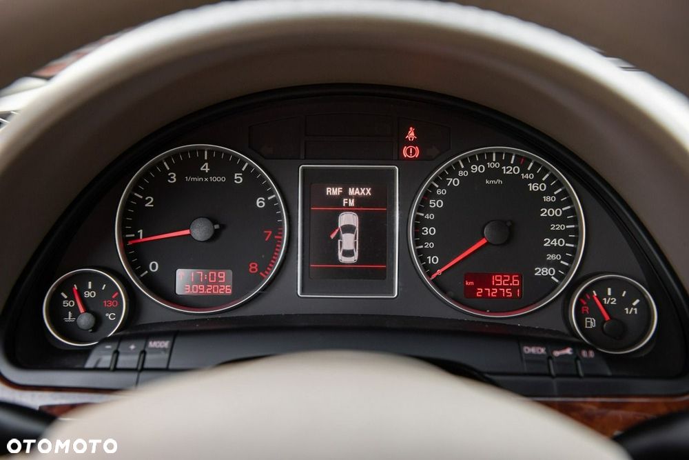 Audi A4 Limousine 2.0T FSI Quattro - 32