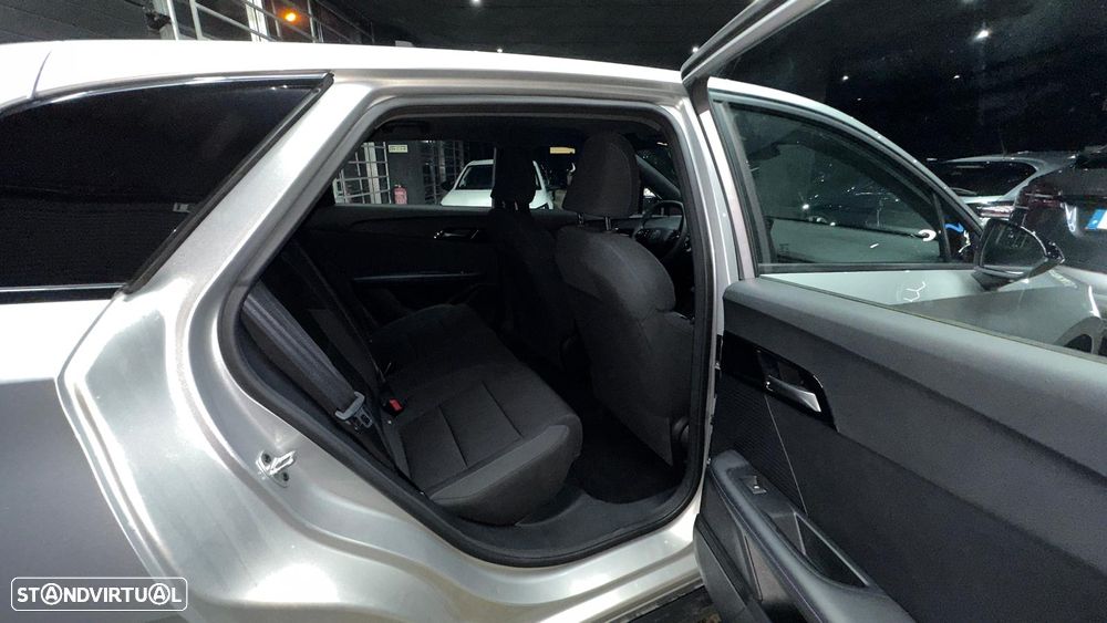 MG MG4 51 kWh Standard - 16