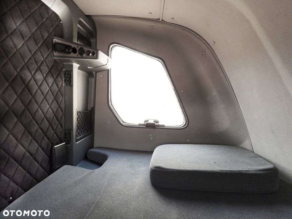 Renault MASTER PLANDEKA 10 PALET WEBASTO TEMPOMAT LEDY KLIMATYZACJA  165KM - 40