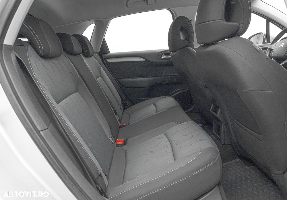 Citroën C4 1.6 VTi BVM Seduction - 17