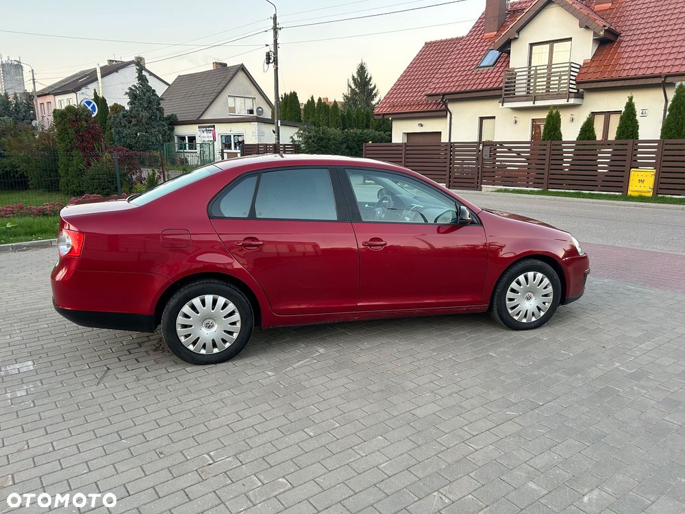 Volkswagen Jetta 2005 photo 5