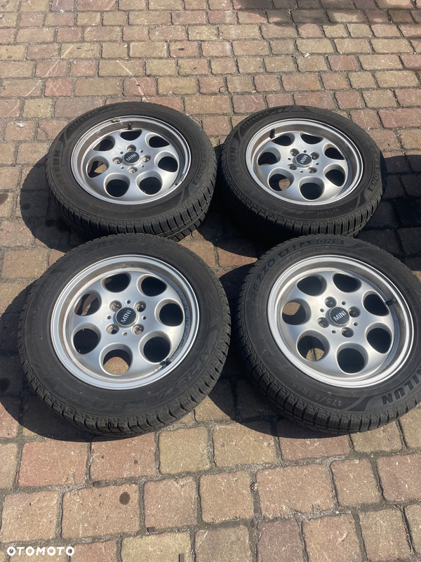 Komplet Felg Mini Coper 175/65/15 całoroczne