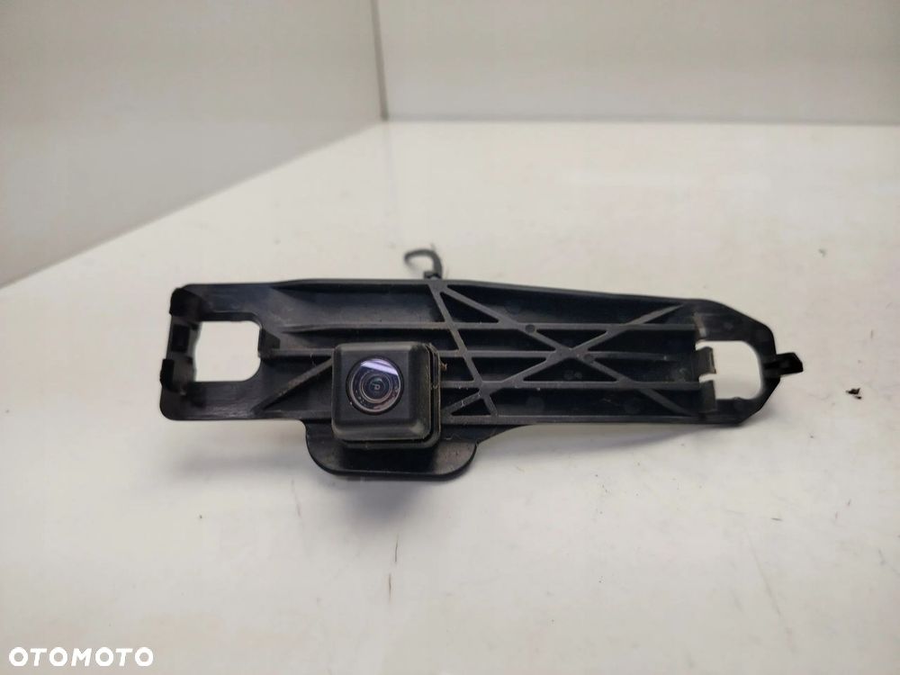 TOYOTA VERSO LIFT 13R- KAMERA COFANIA - 4
